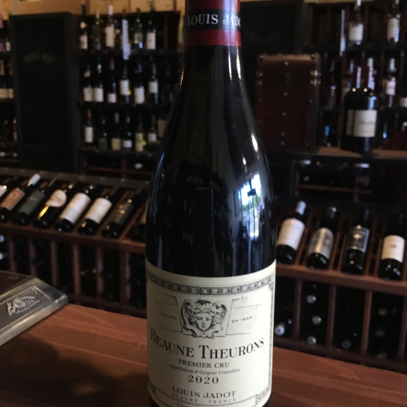 Louis Jadot - Beaune Theurons - Premier Cru - 2020 - 750ml