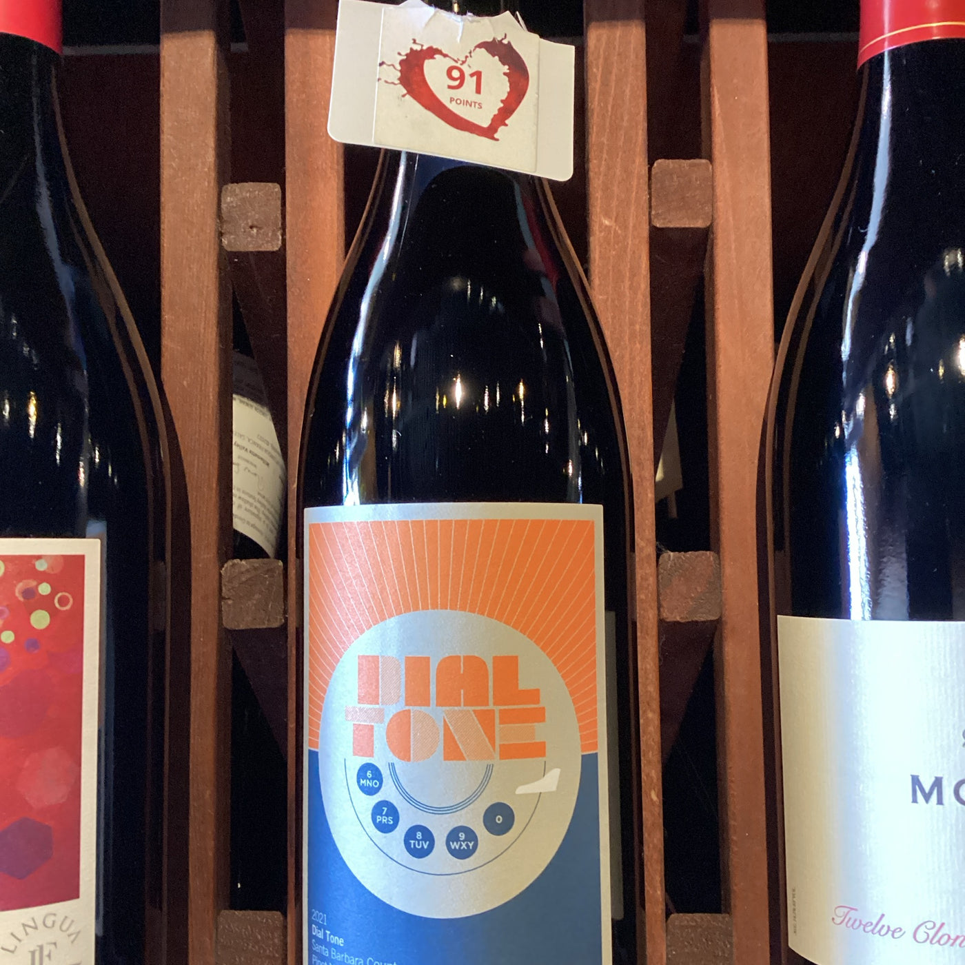 Dial Tone - Pinot Noir - 2021 - 750ml